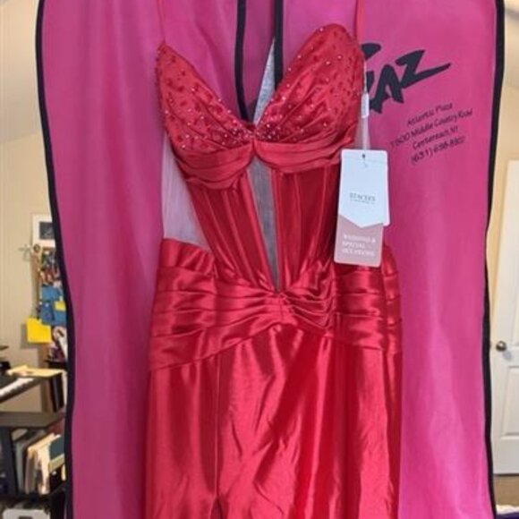 Trumpet/Mermaid Sweetheart Silk Satin Sweep Train Prom Dress with Beading & slit - Picture 2 of 6